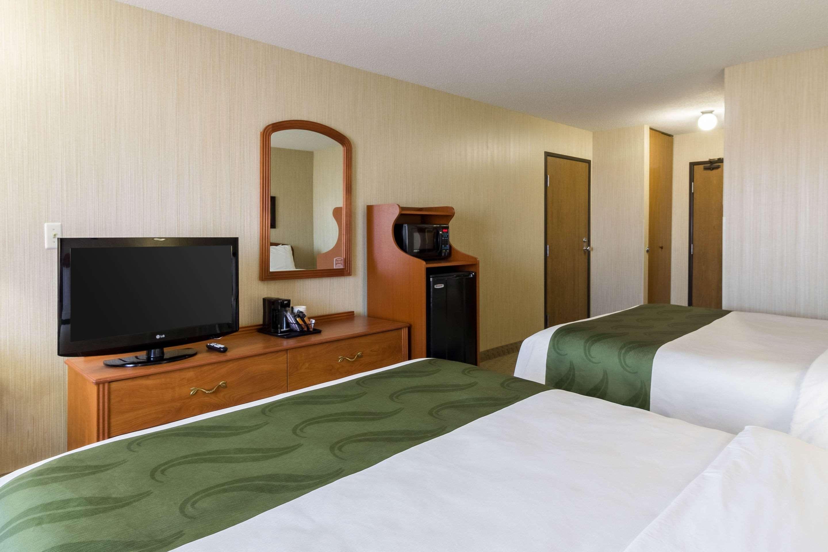 Quality Inn Marshall Mn Near University Exterior photo