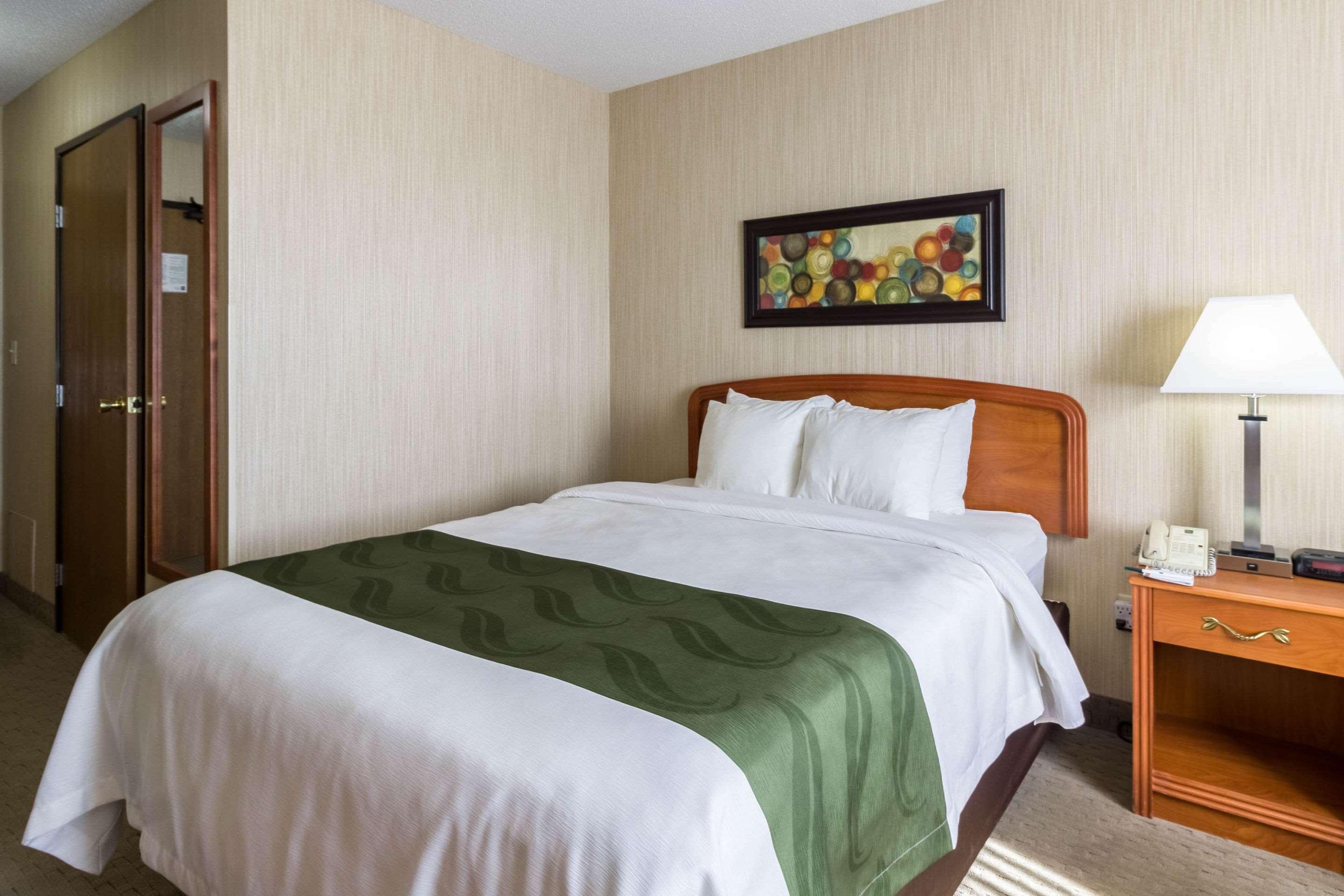 Quality Inn Marshall Mn Near University Exterior photo