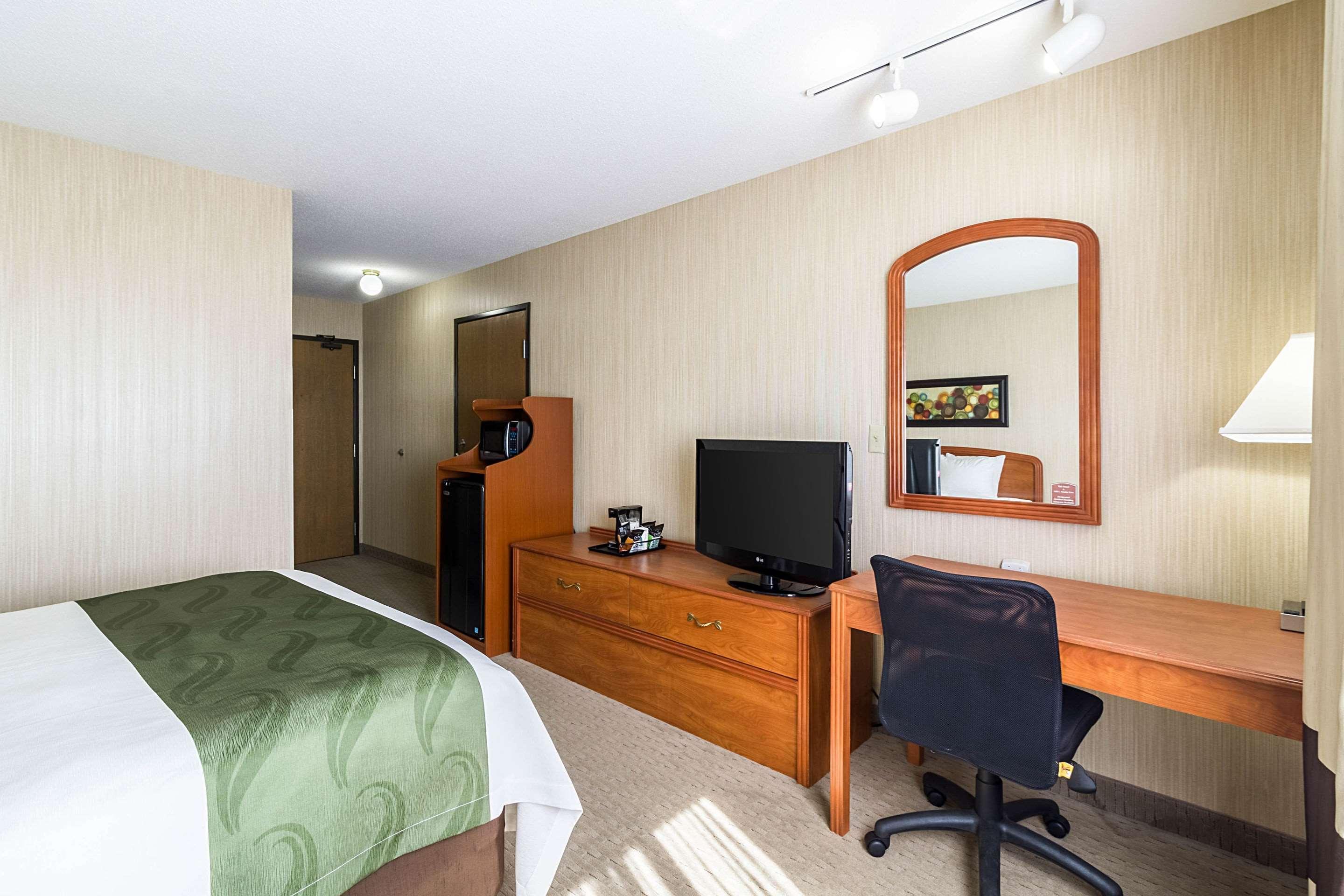 Quality Inn Marshall Mn Near University Exterior photo