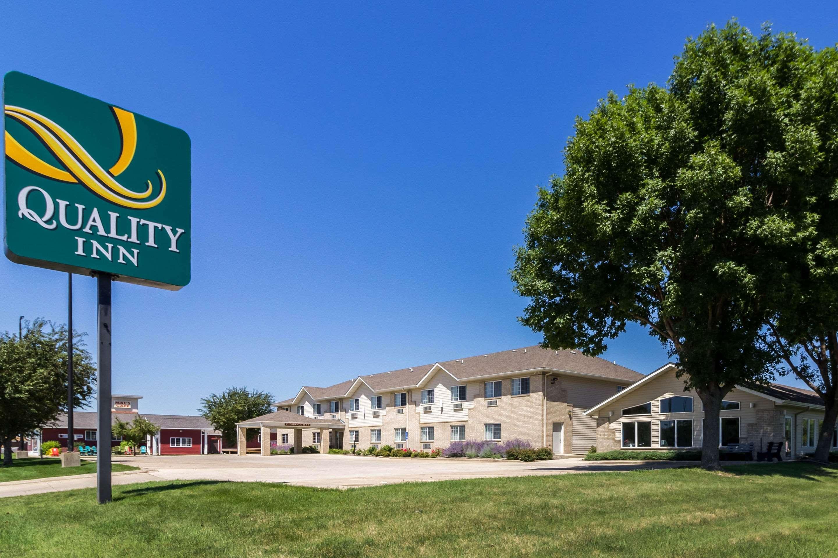 Quality Inn Marshall Mn Near University Exterior photo