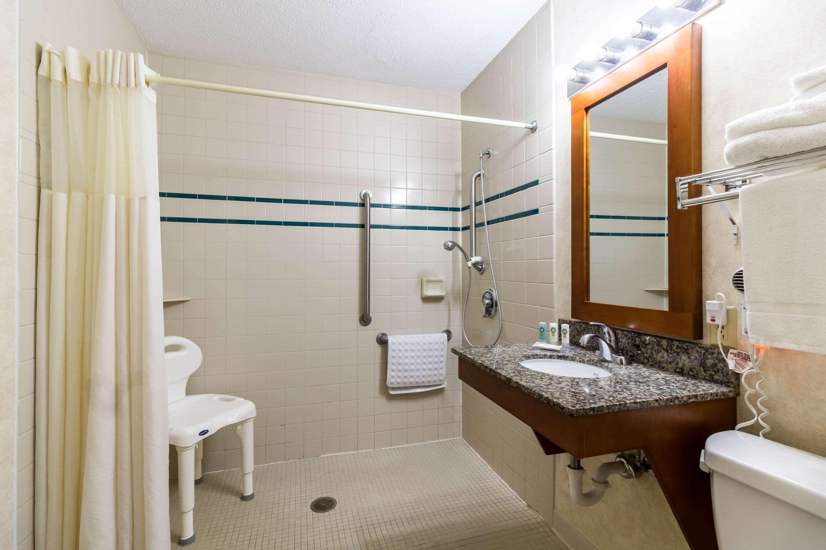 Quality Inn Marshall Mn Near University Exterior photo